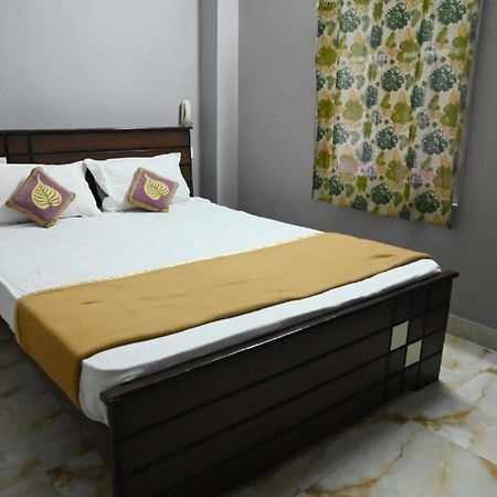 Sathya Guest House Tiruvannāmalai Exterior foto